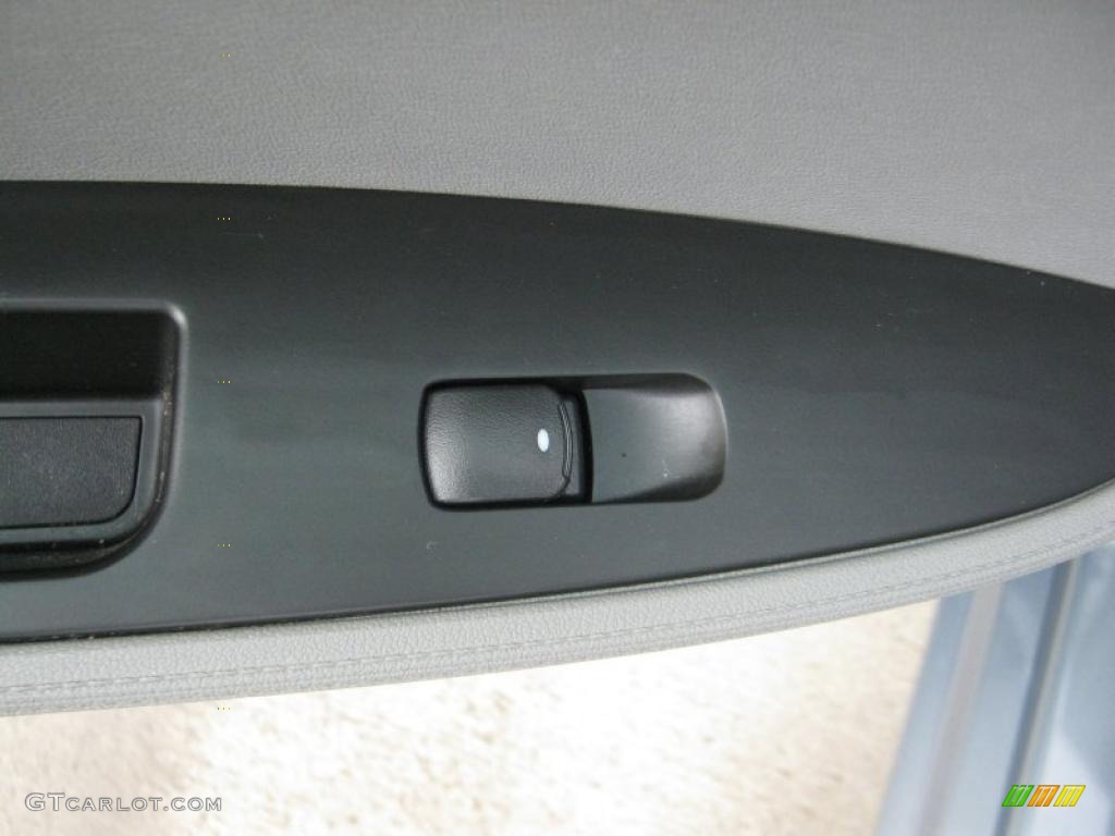 2007 Aura XE - Ocean Mist Metallic / Gray photo #19