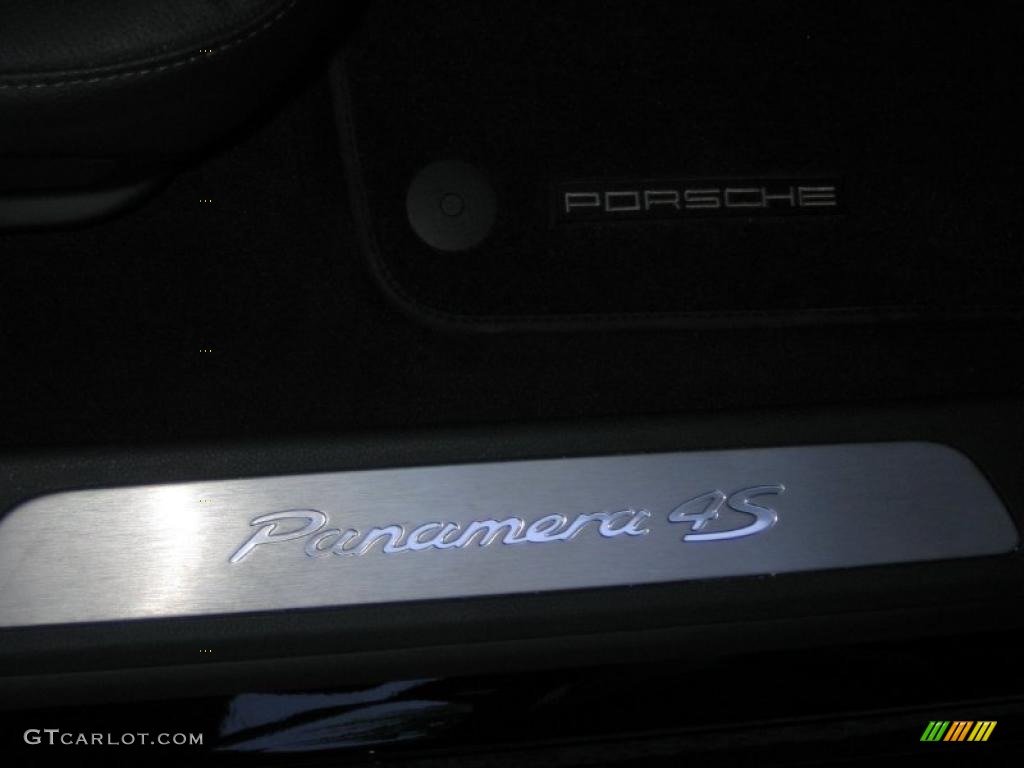 2010 Porsche Panamera S Marks and Logos Photo #41500870