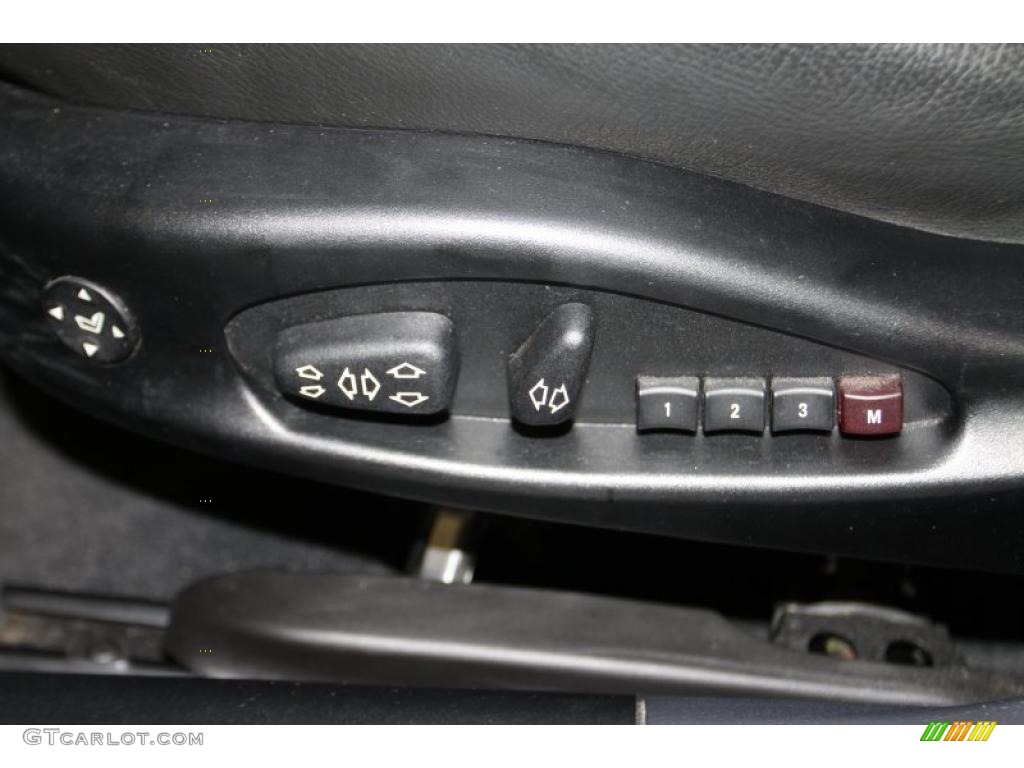 2004 BMW 3 Series 330i Sedan Controls Photo #41502478