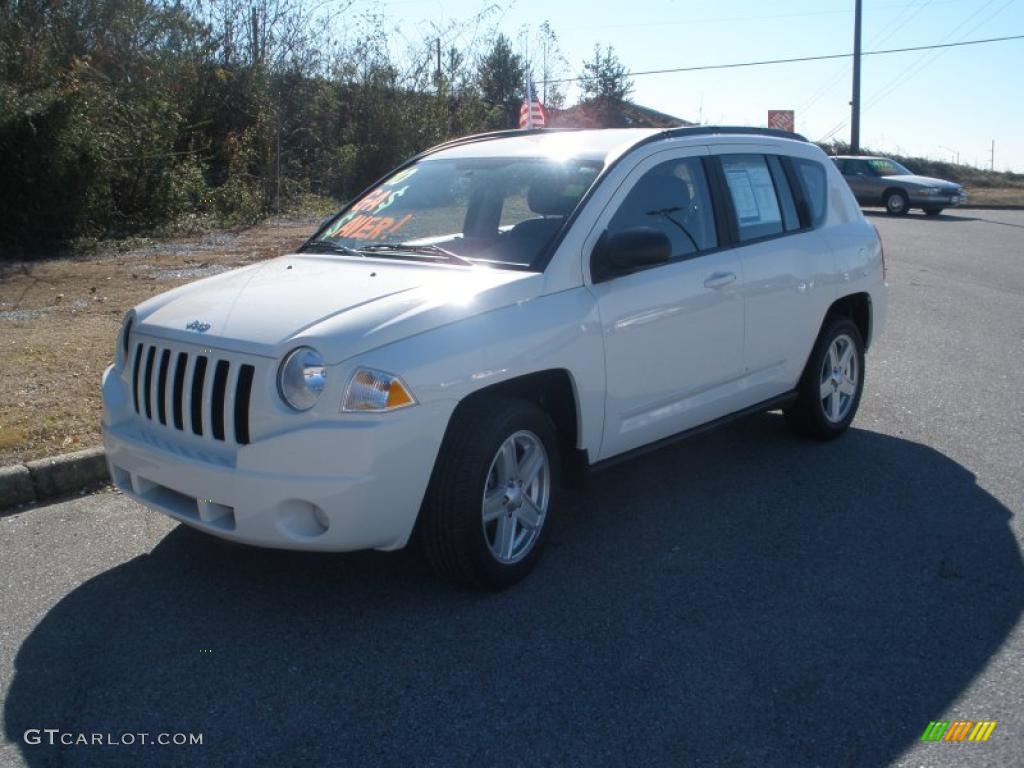 2010 Compass Sport - Stone White / Dark Slate Gray photo #1