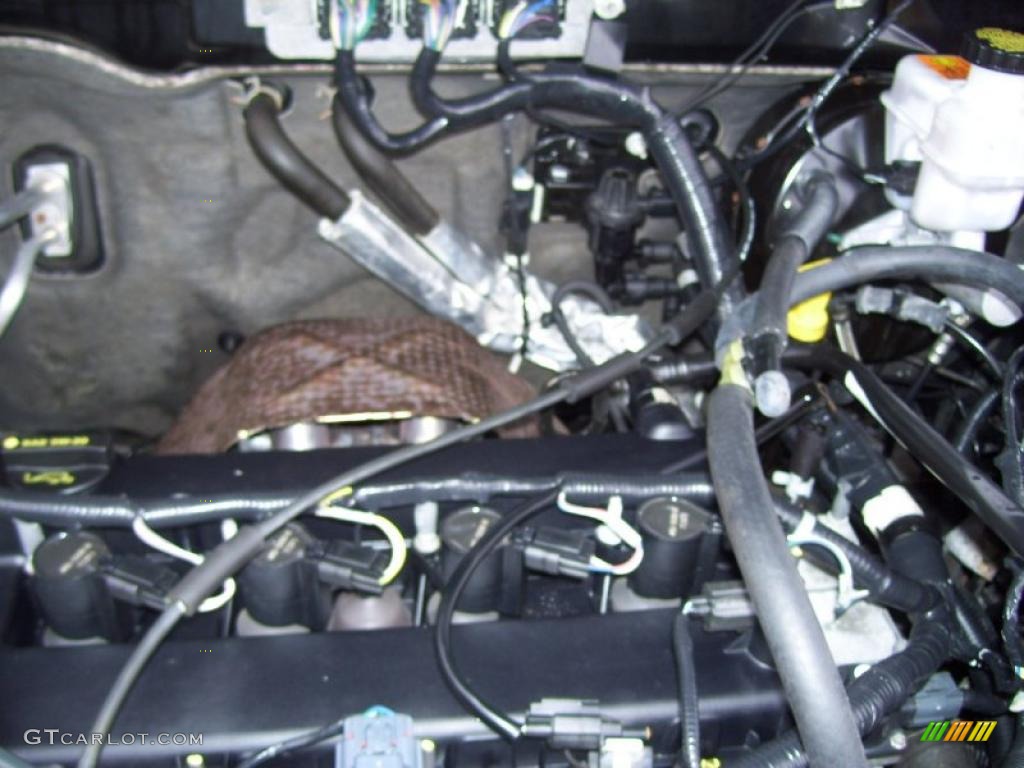 2008 Ford Escape XLS 4WD Engine Photos