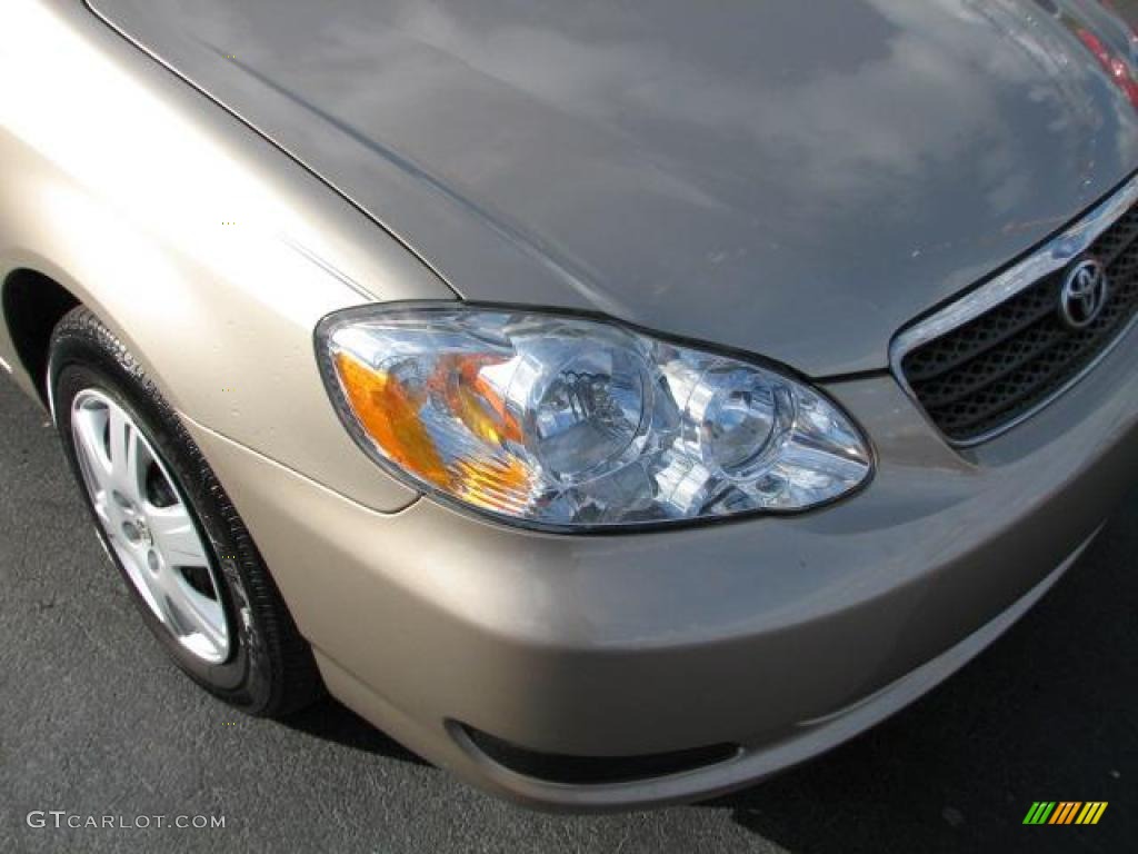 2006 Corolla LE - Desert Sand Mica / Beige photo #2