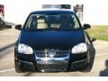 Black - Jetta SE Sedan Photo No. 2