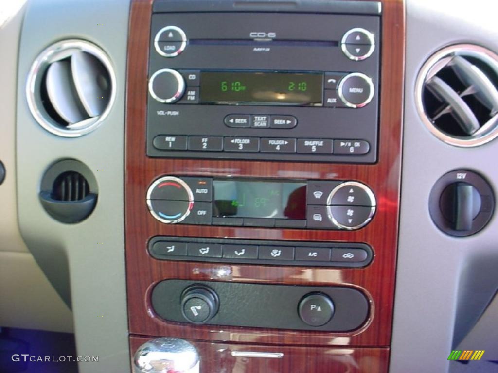 2008 Ford F150 Lariat SuperCab Controls Photo #41506603