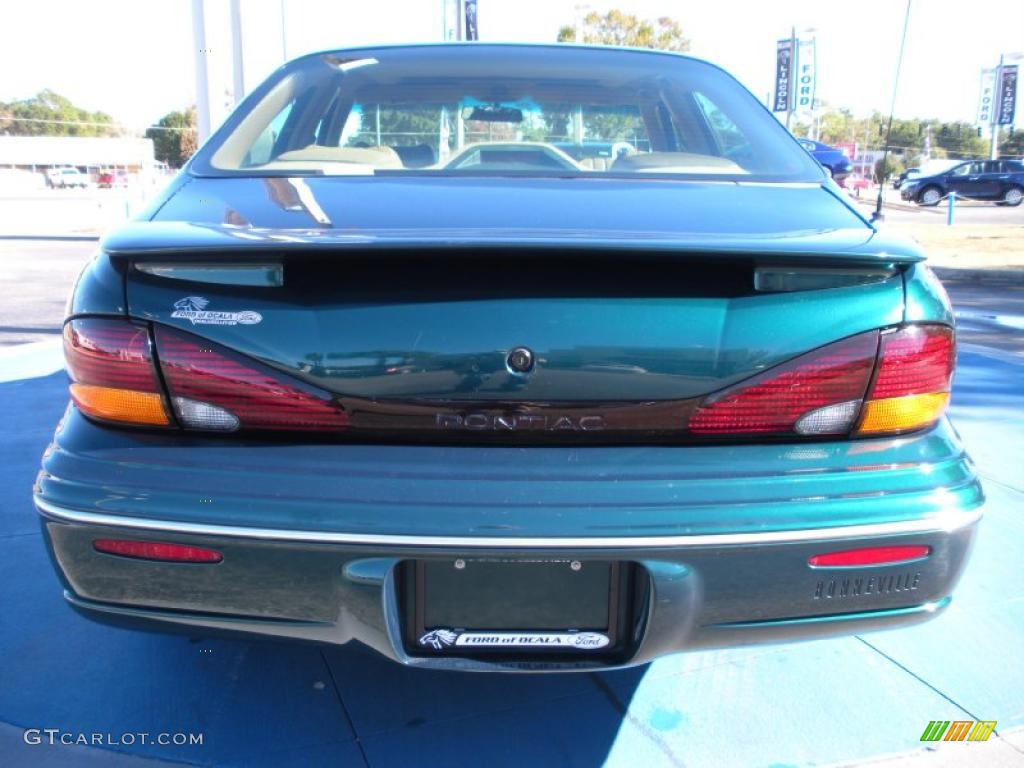 1998 Bonneville SE - Emerald Green Metallic / Camel photo #4