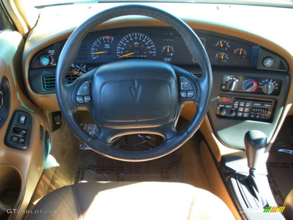 1998 Bonneville SE - Emerald Green Metallic / Camel photo #18
