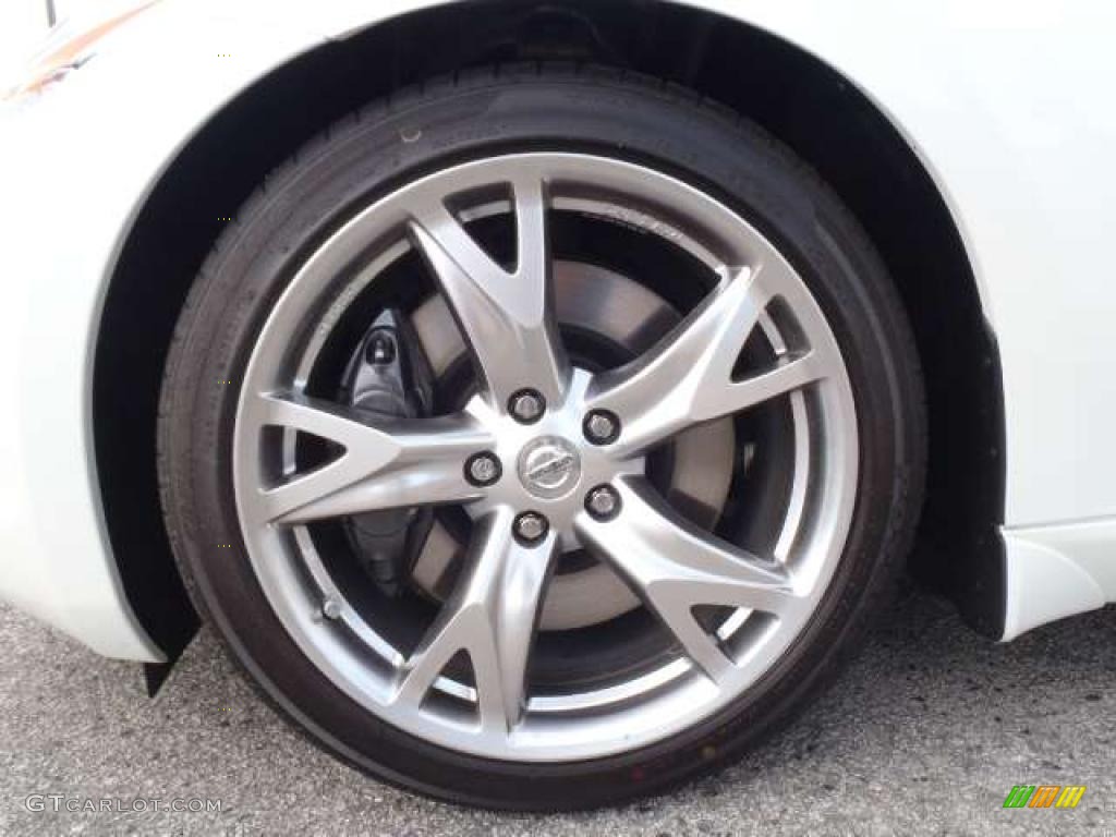 2011 Nissan 370Z Sport Touring Roadster Wheel Photos
