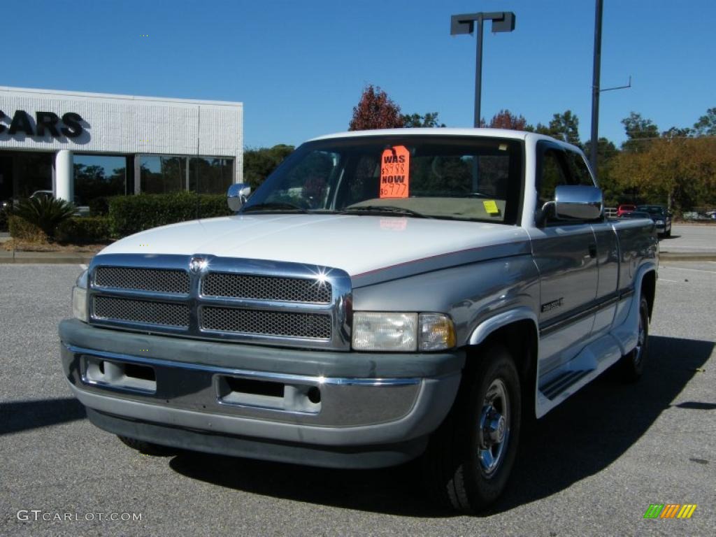 1996 Ram 2500 SLT Extended Cab - Stone White / Beige photo #1