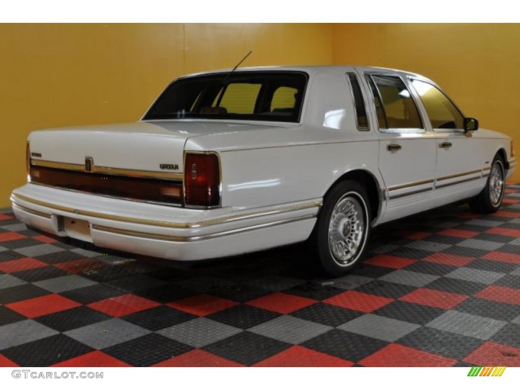 1994 Town Car Cartier - Performance White / Gray photo #4