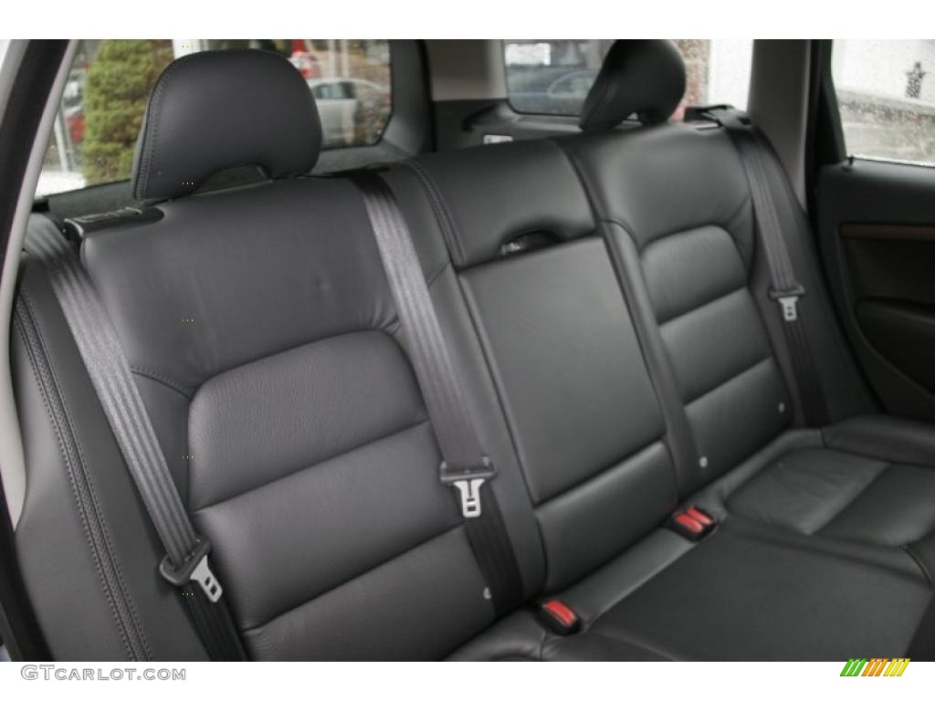 Off Black Interior 2010 Volvo XC70 3.2 AWD Photo #41512445