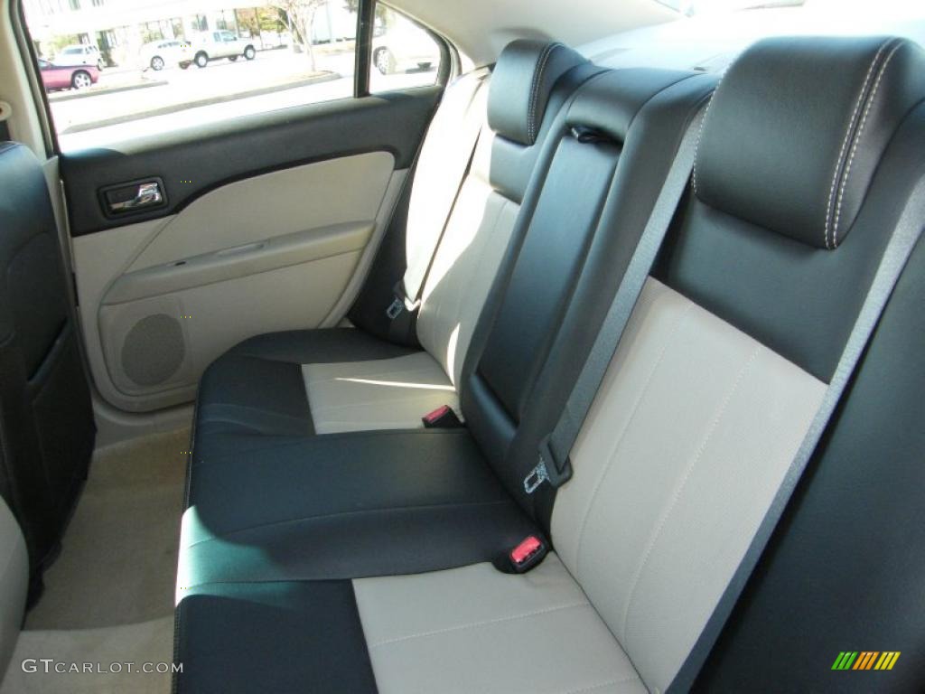 Dark Charcoal/Medium Light Stone Interior 2006 Mercury Milan V6 Premier Photo #41513265