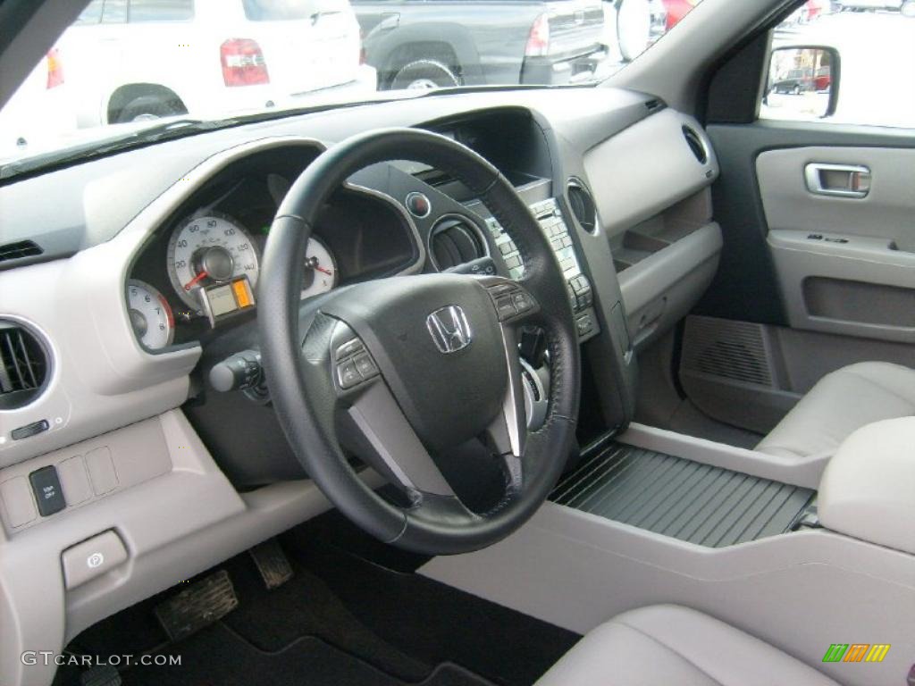 Gray Interior 2010 Honda Pilot EX-L 4WD Photo #41513905