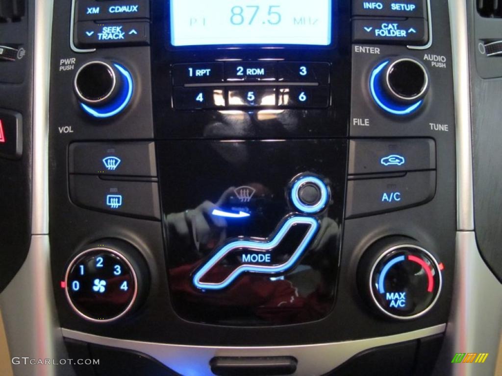 2011 Hyundai Sonata GLS Controls Photo #41513913