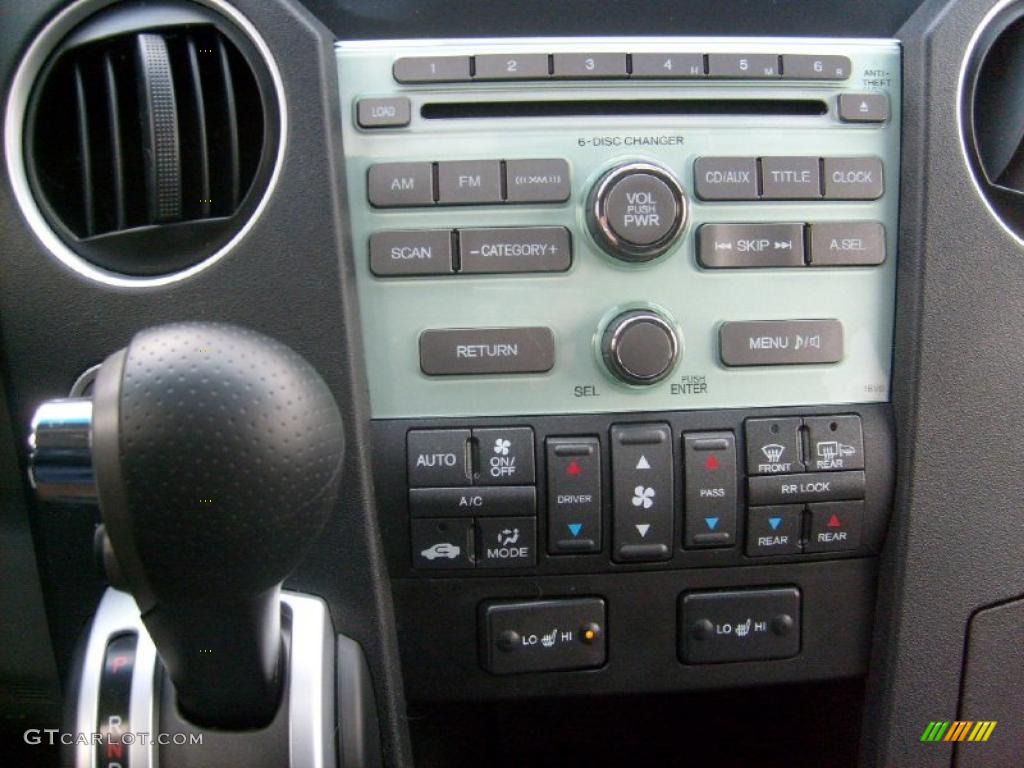2010 Honda Pilot EX-L 4WD Controls Photo #41513921