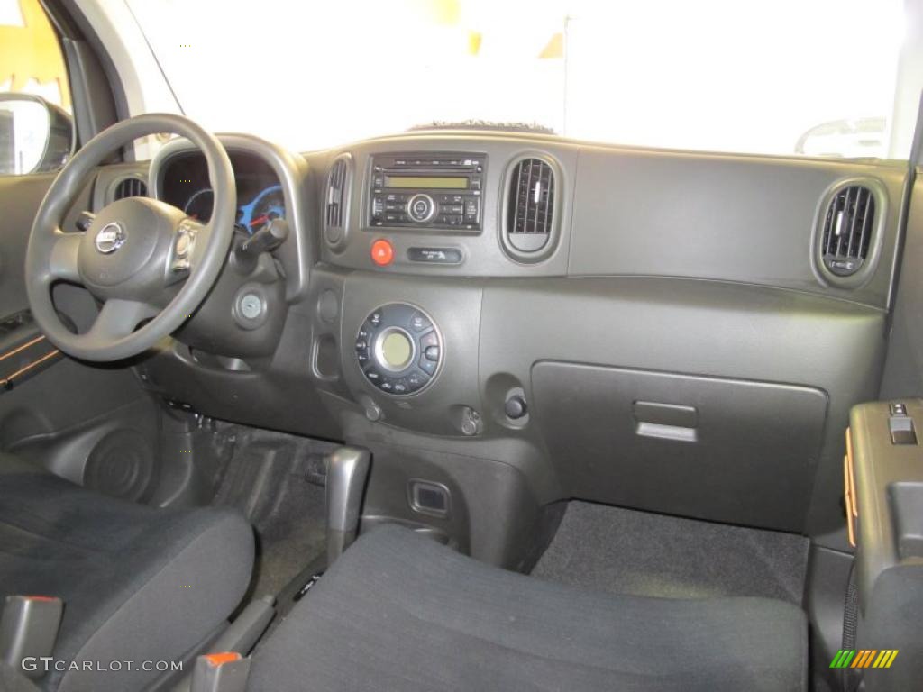 2009 Nissan Cube 1.8 SL Black Dashboard Photo #41514653