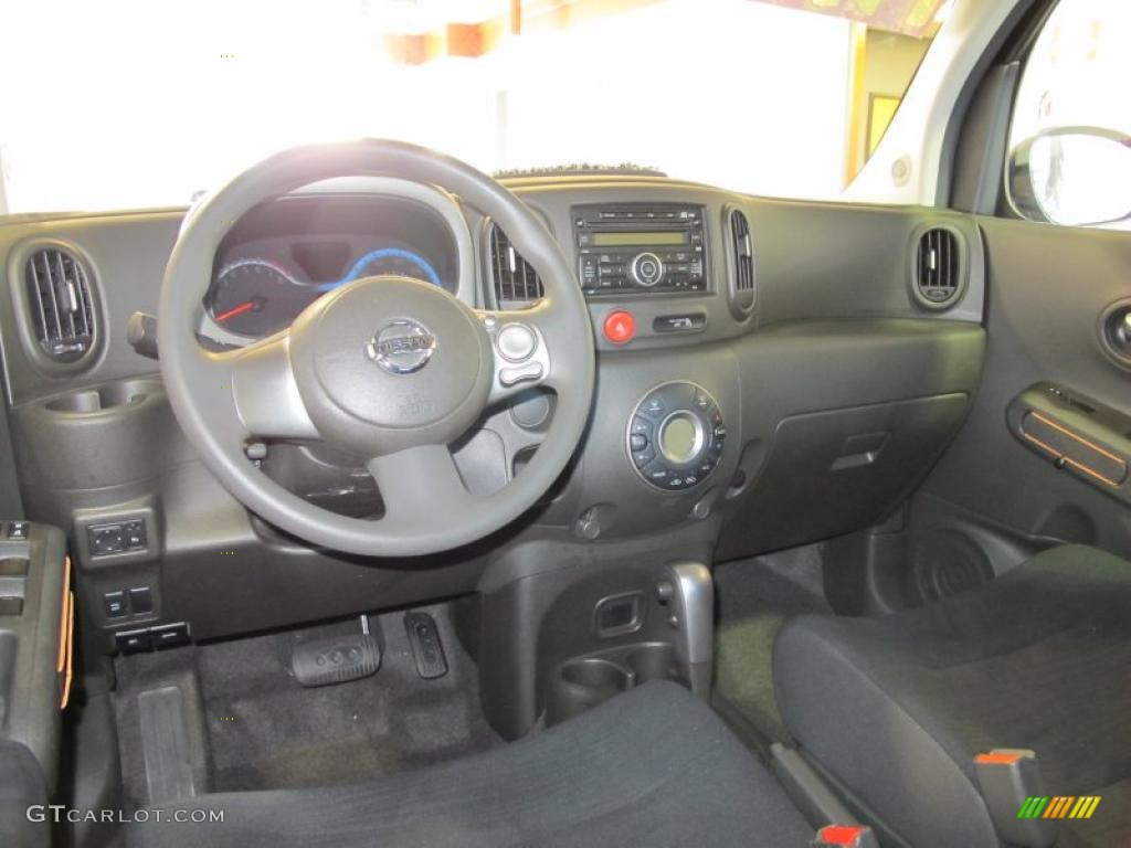 Black Interior 2009 Nissan Cube 1.8 SL Photo #41514701