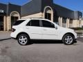 Arctic White - ML 350 4Matic Photo No. 7