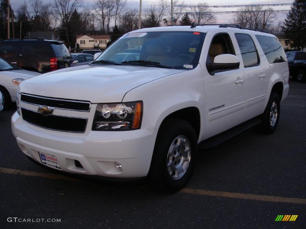 2010 Suburban LT 4x4 - Summit White / Light Cashmere/Dark Cashmere photo #1