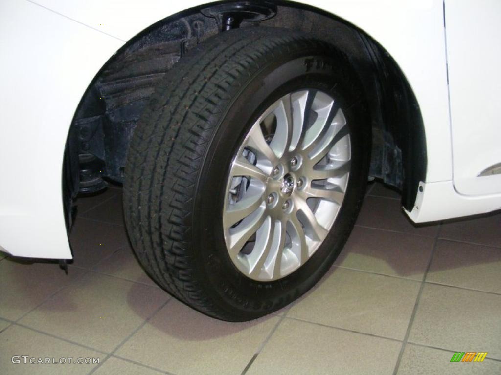 2011 Toyota Sienna XLE Wheel Photo #41517225