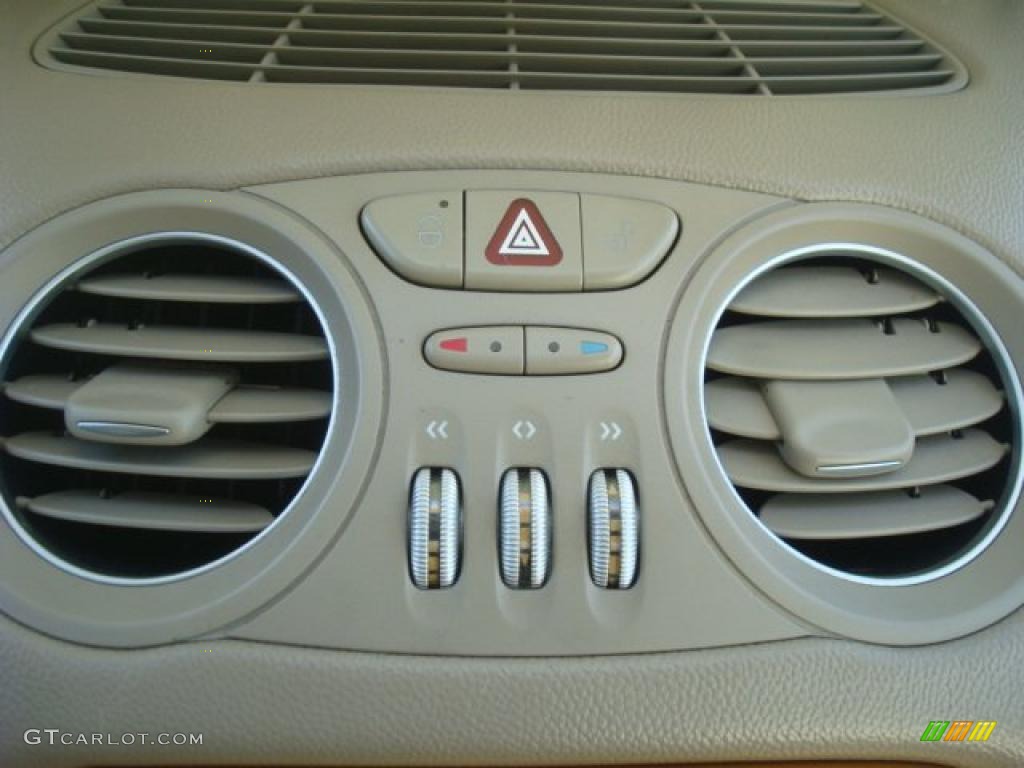 2004 Mercedes-Benz SL 500 Roadster Controls Photo #41519929