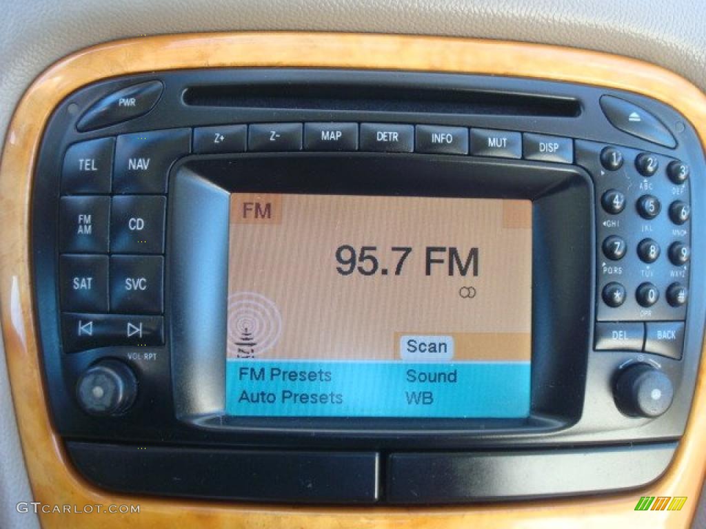 2004 Mercedes-Benz SL 500 Roadster Controls Photo #41519945