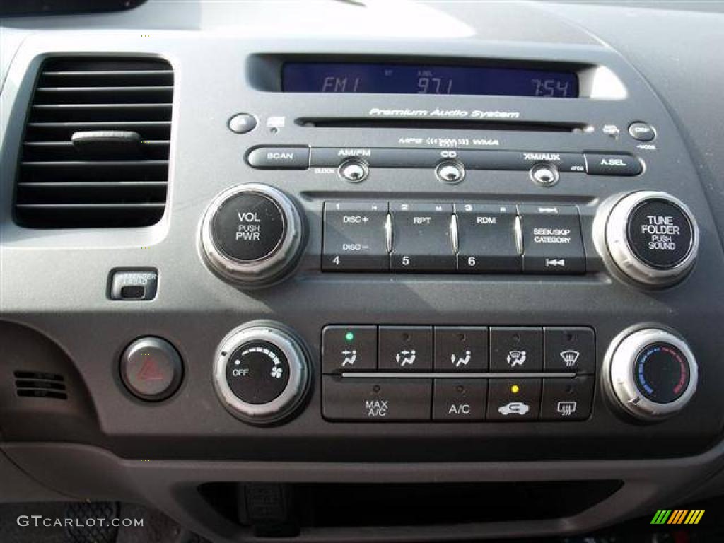 2007 Honda Civic EX Coupe Controls Photo #41519949
