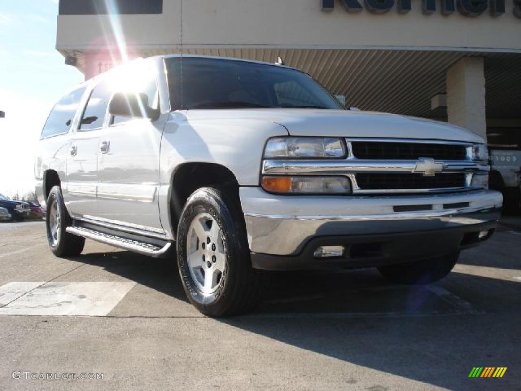 Summit White Chevrolet Suburban