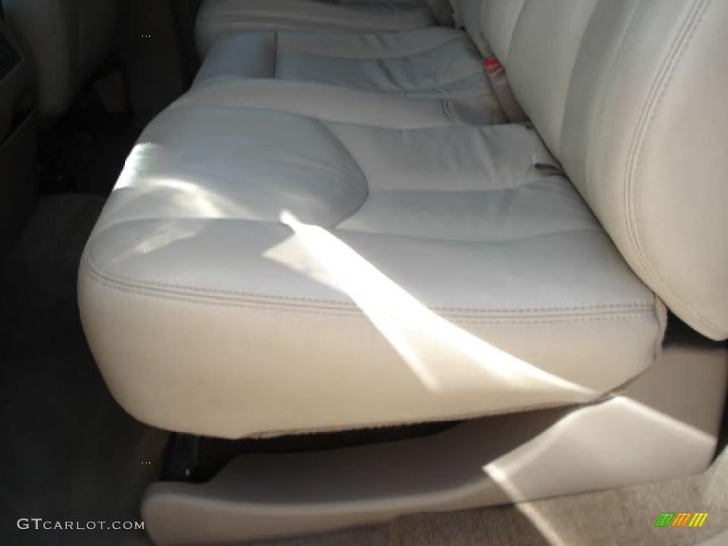 2006 Suburban LT 1500 4x4 - Summit White / Tan/Neutral photo #12