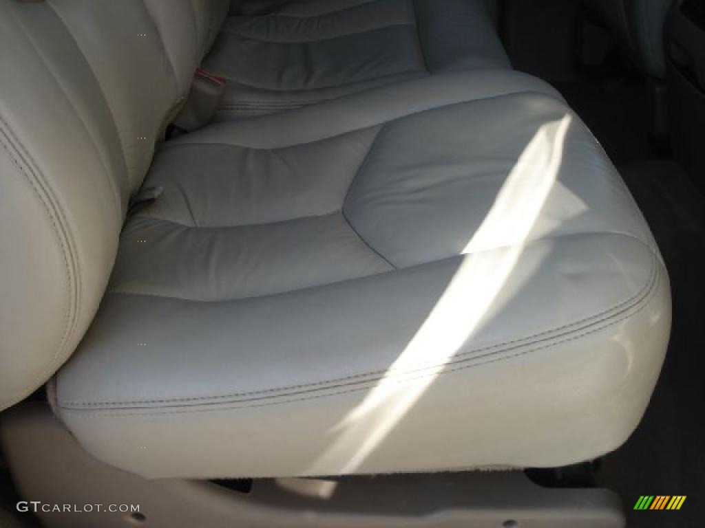 2006 Suburban LT 1500 4x4 - Summit White / Tan/Neutral photo #19