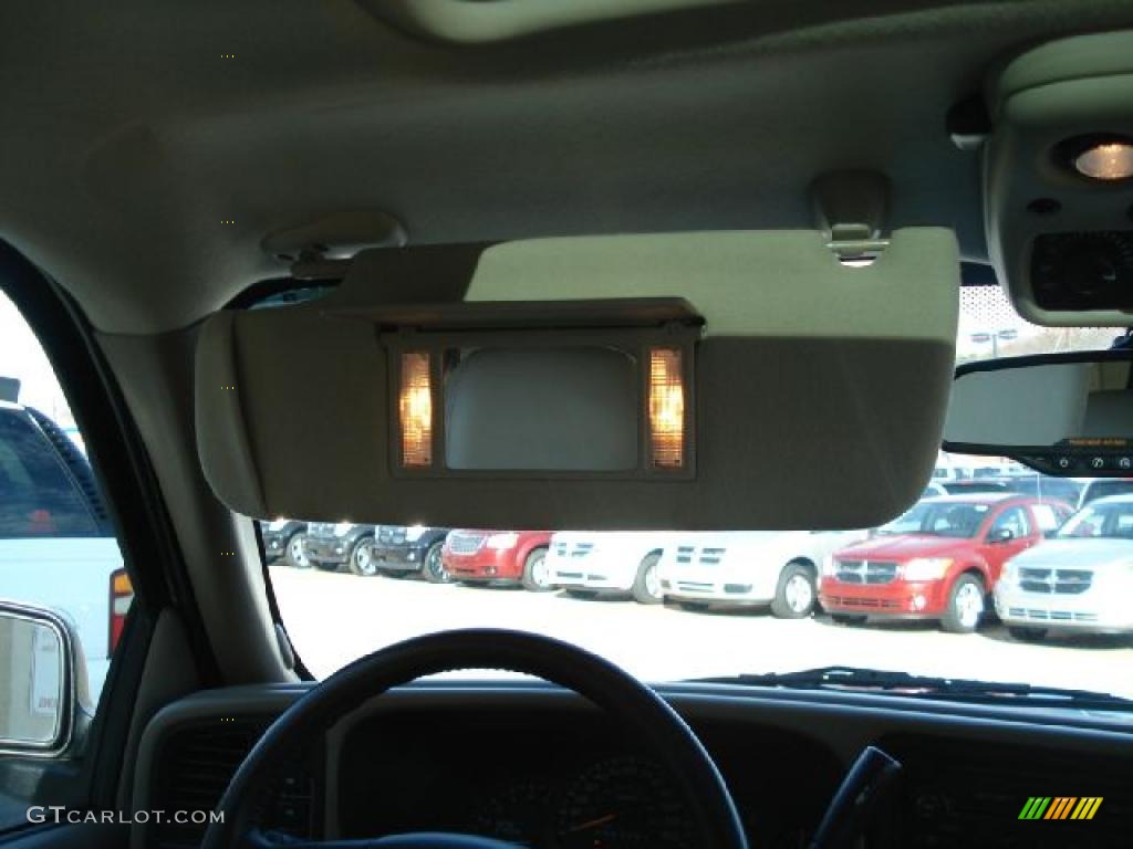 2006 Suburban LT 1500 4x4 - Summit White / Tan/Neutral photo #23