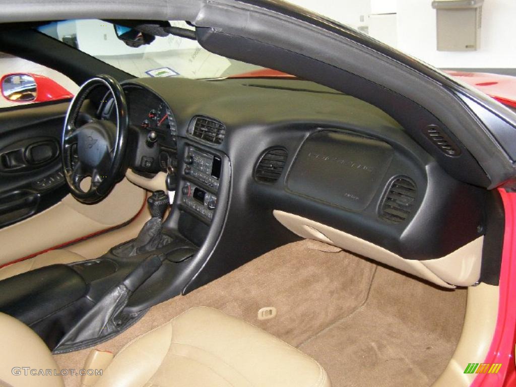 1999 Chevrolet Corvette Coupe Light Oak Dashboard Photo #41522769