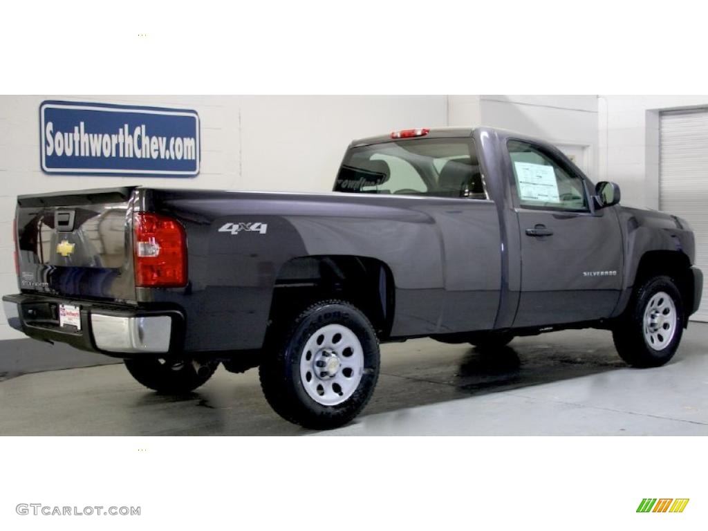 2011 Silverado 1500 Regular Cab 4x4 - Taupe Gray Metallic / Dark Titanium photo #2