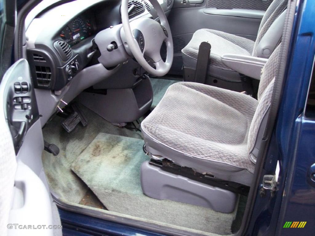 Mist Gray Interior 2000 Dodge Grand Caravan SE Photo #41525677