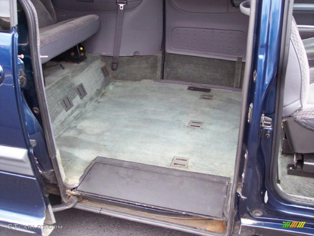 2000 Grand Caravan SE - Patriot Blue Pearlcoat / Mist Gray photo #27