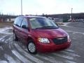 2006 Inferno Red Pearl Chrysler Town & Country   photo #3