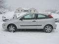 2002 CD Silver Metallic Ford Focus ZX3 Coupe  photo #10