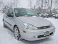 2002 CD Silver Metallic Ford Focus ZX3 Coupe  photo #14