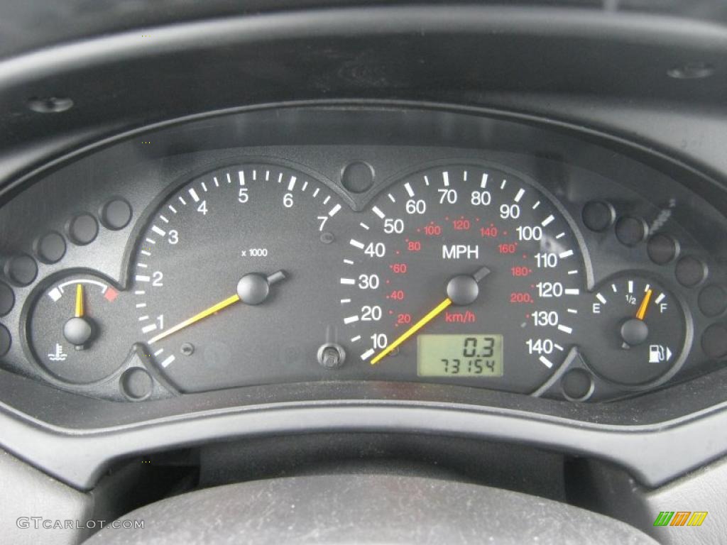 2002 Ford Focus ZX3 Coupe Gauges Photo #41528793