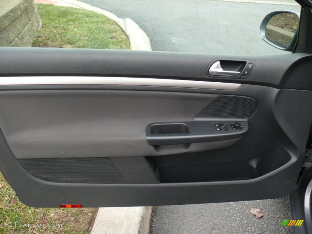 2008 Volkswagen Rabbit 2 Door Anthracite Black Door Panel Photo #41530985