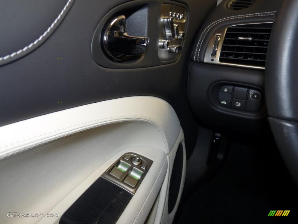 2011 Jaguar XK XKR Convertible Controls Photo #41535892