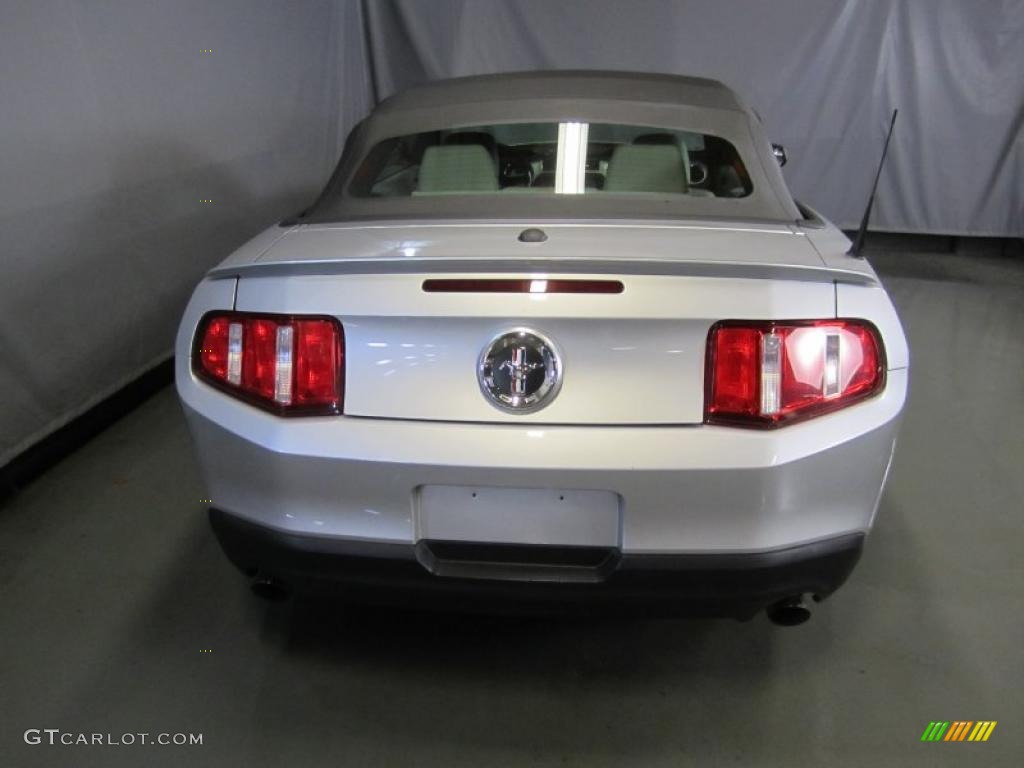 2011 Mustang V6 Premium Convertible - Ingot Silver Metallic / Stone photo #10
