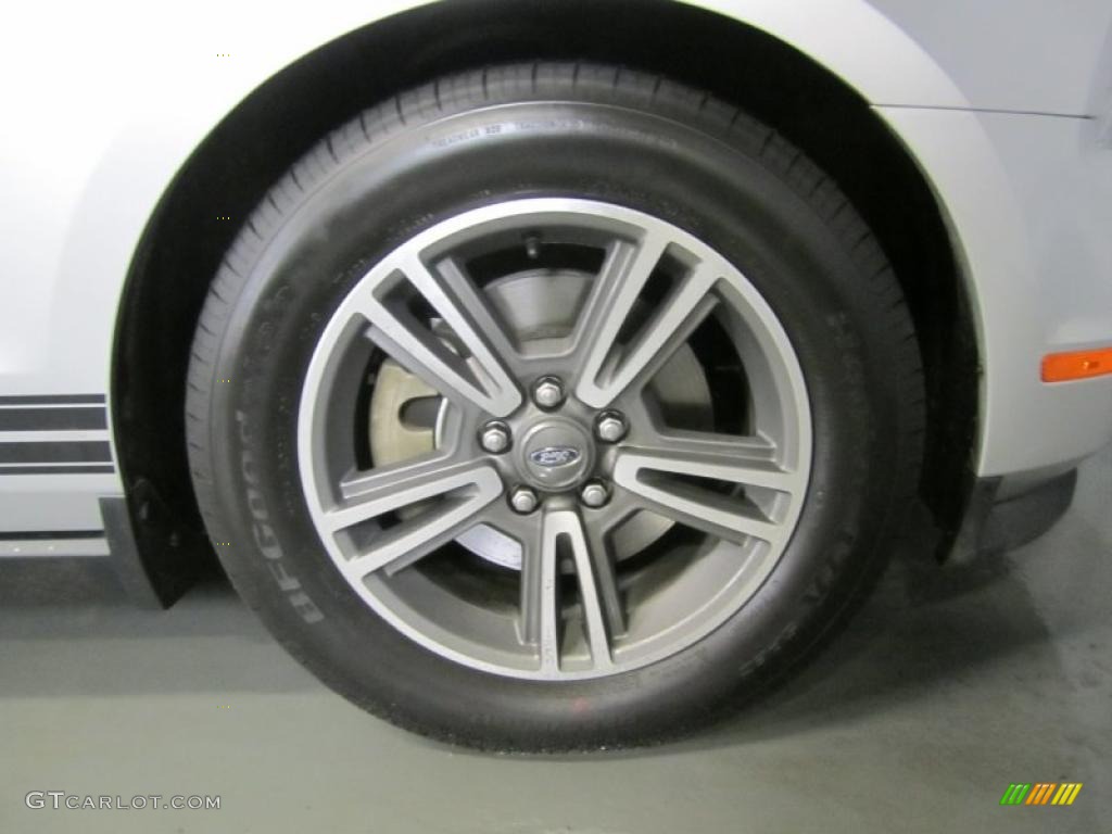 2011 Mustang V6 Premium Convertible - Ingot Silver Metallic / Stone photo #16