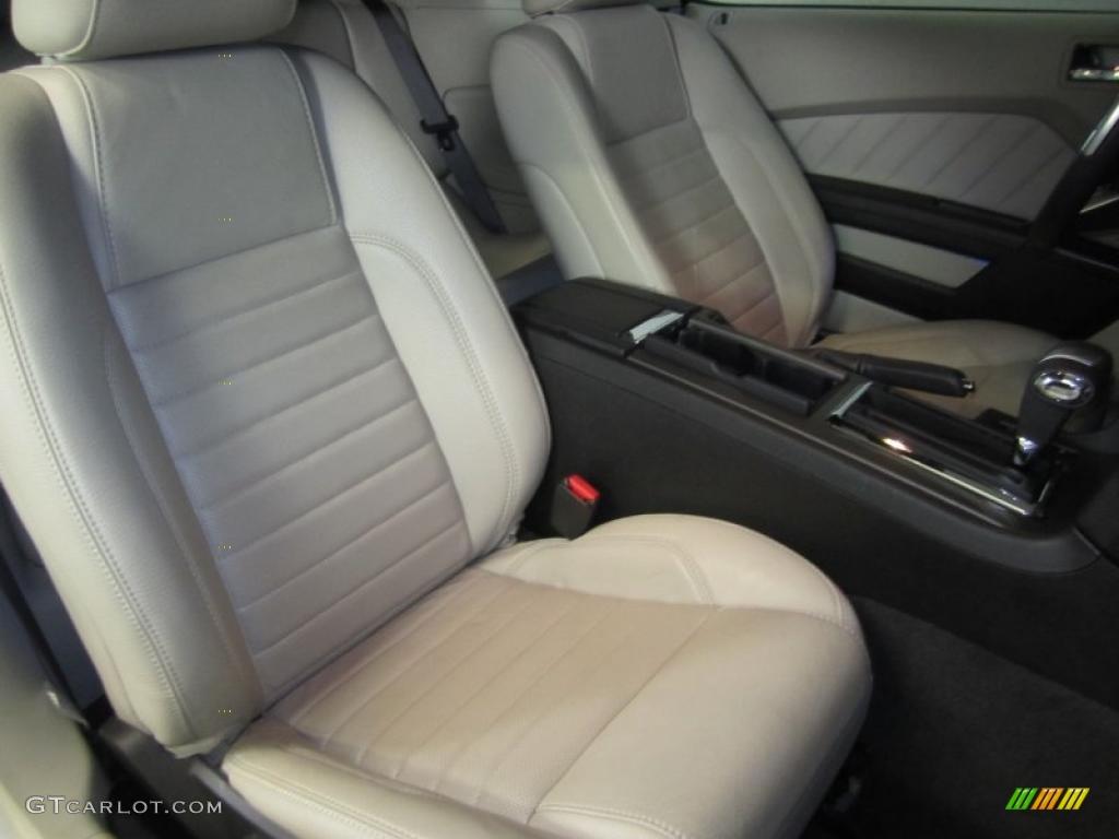 Stone Interior 2011 Ford Mustang V6 Premium Convertible Photo #41537264