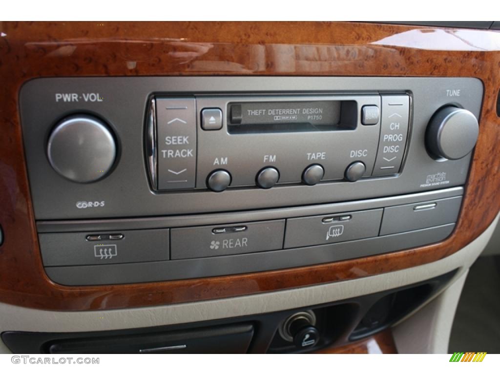 2004 Lexus LX 470 Controls Photo #41538900