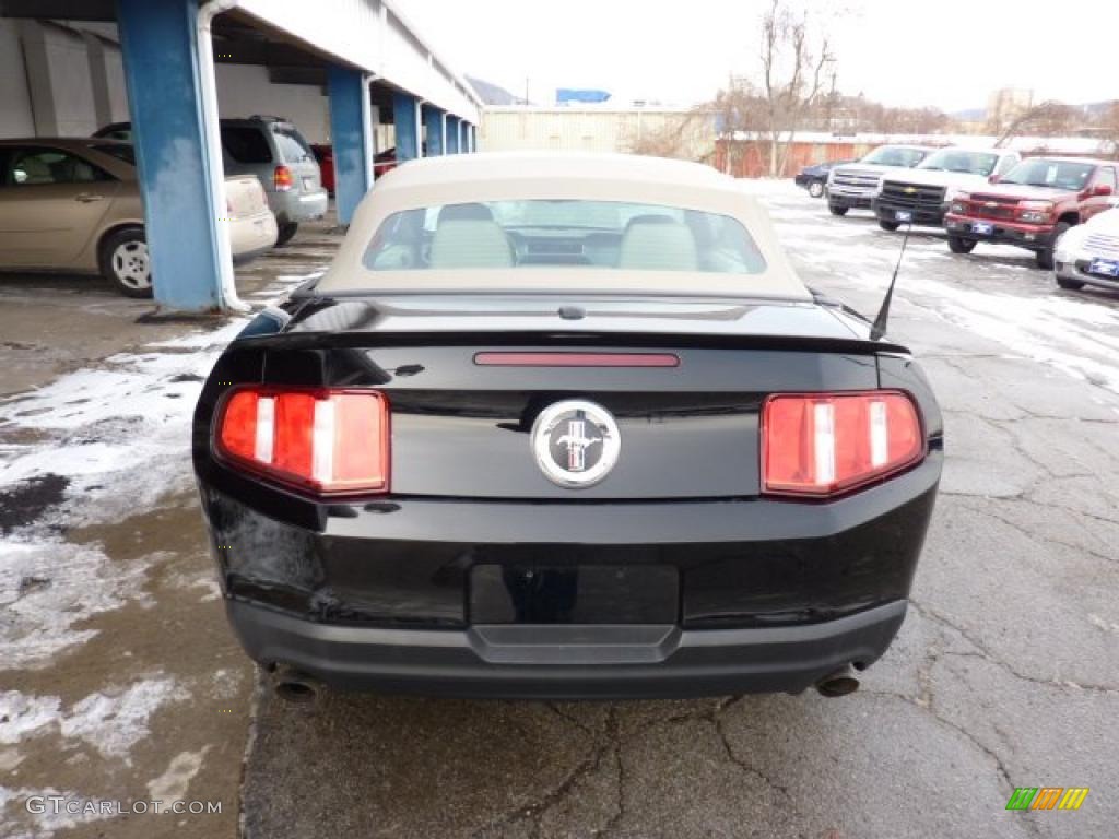2011 Mustang V6 Premium Convertible - Ebony Black / Stone photo #9