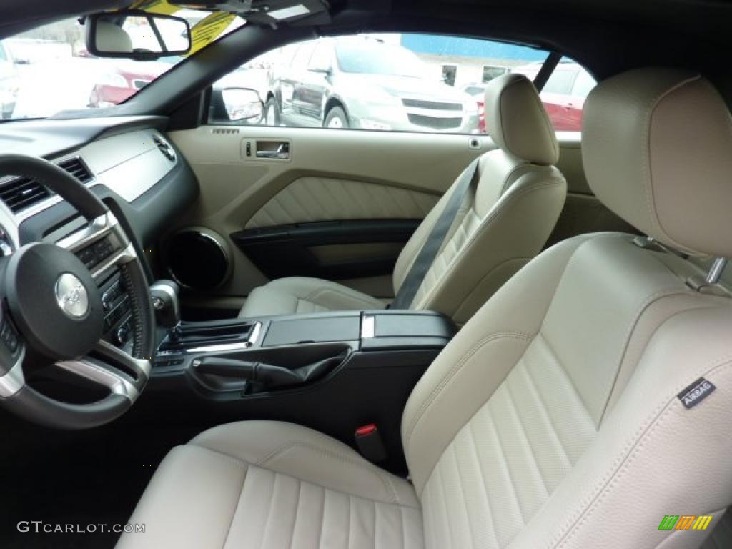 Stone Interior 2011 Ford Mustang V6 Premium Convertible Photo #41540308