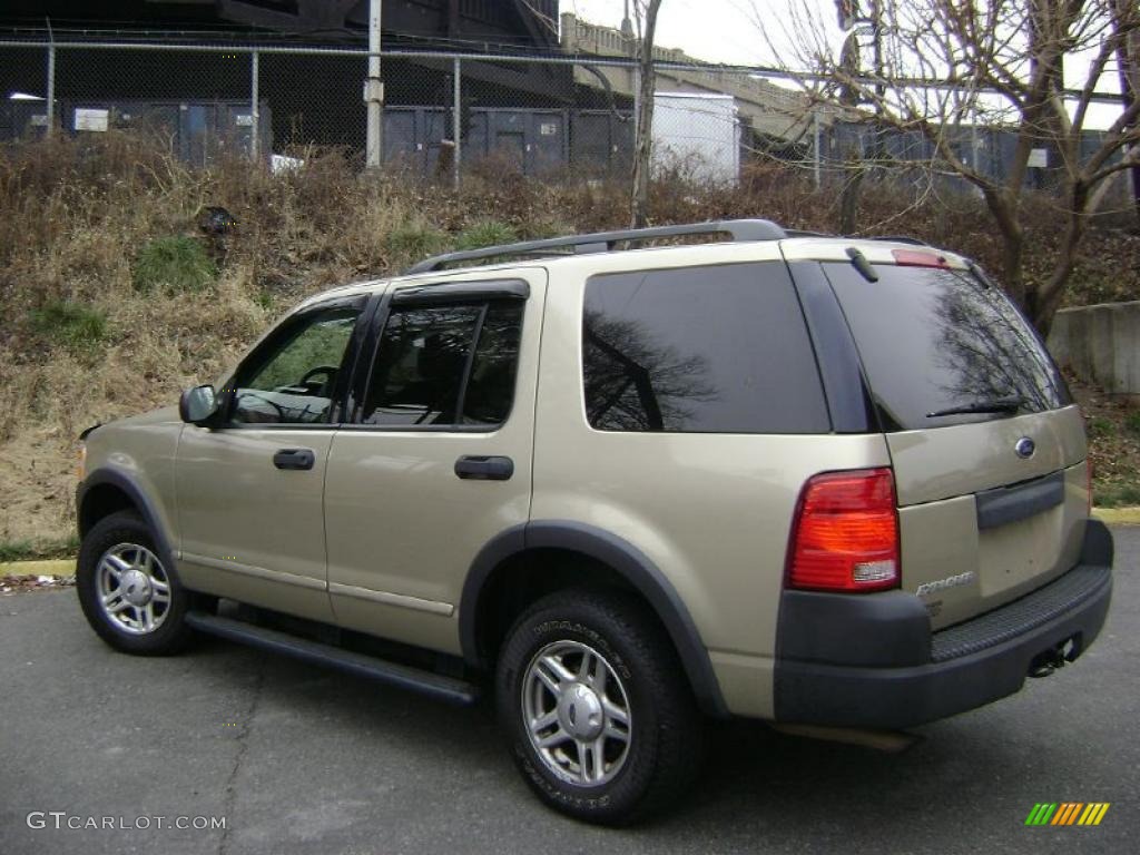 2003 Explorer XLS 4x4 - Harvest Gold Metallic / Medium Parchment Beige photo #5