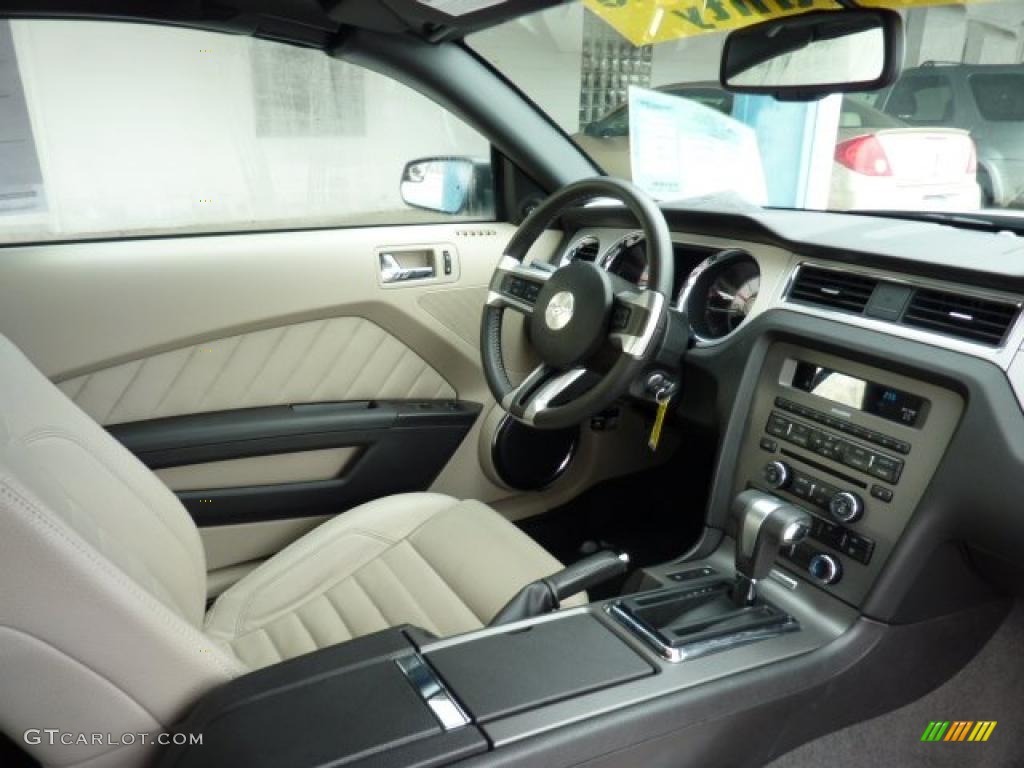 Stone Interior 2011 Ford Mustang V6 Premium Convertible Photo #41540888