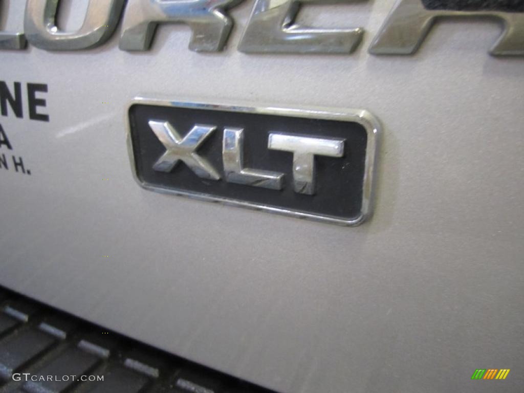 2003 Explorer XLT 4x4 - Silver Birch Metallic / Graphite Grey photo #17