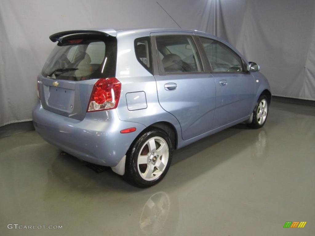 2006 Aveo LT Hatchback - Icelandic Blue / Charcoal photo #11